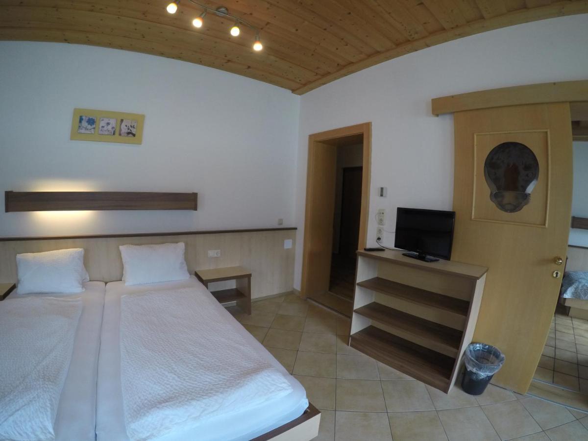 Hotel-garni Seestrand Bed & Breakfast 2*