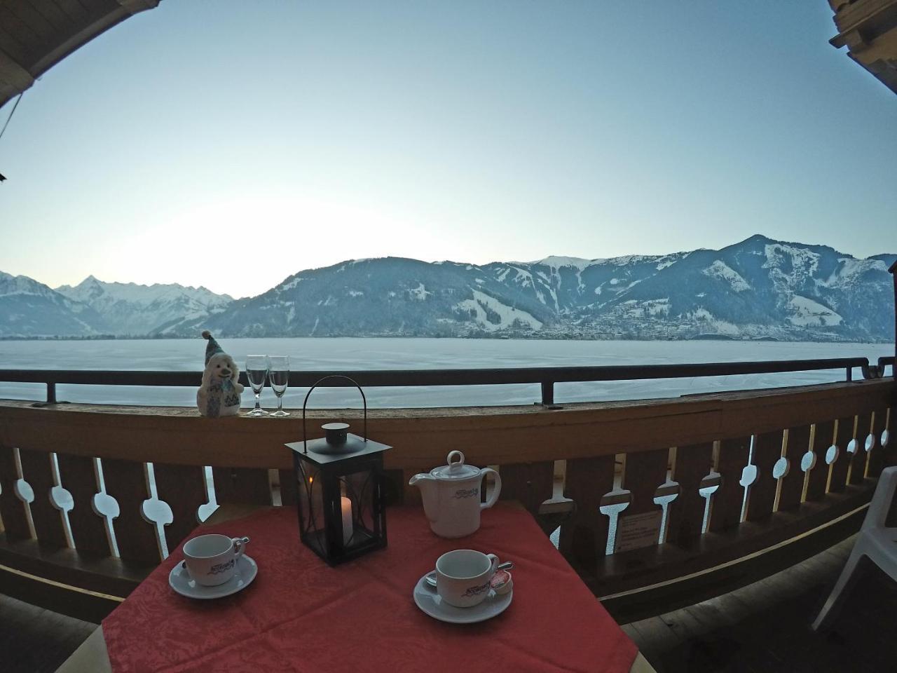 Bed & Breakfast Hotel-garni Seestrand Zell am See